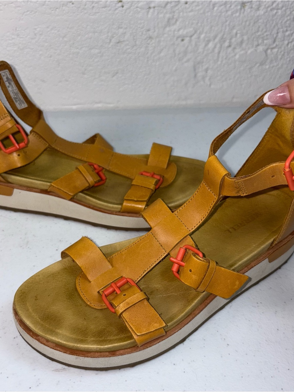 Merrell Mustard Leather Sandals with Coral Buckles size 8